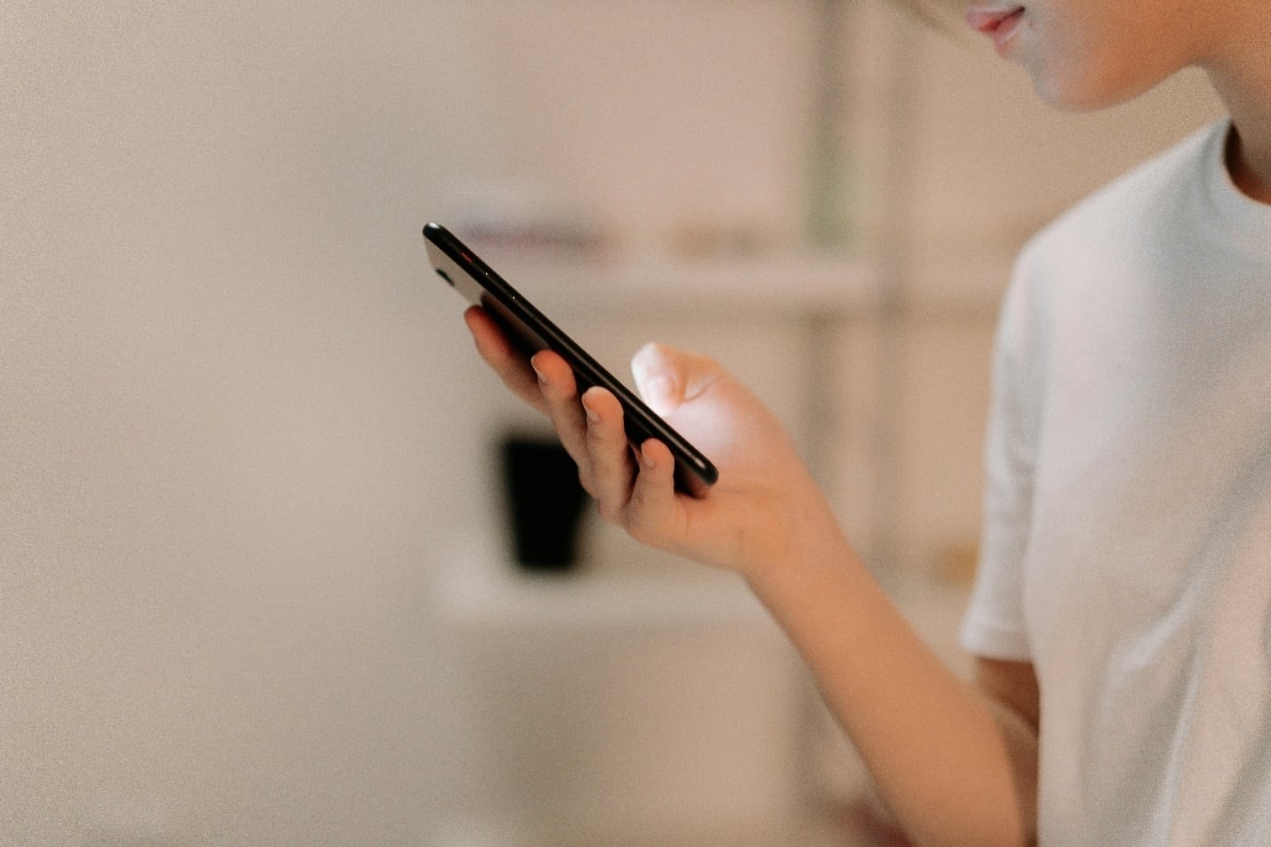 Person ordering medicine online